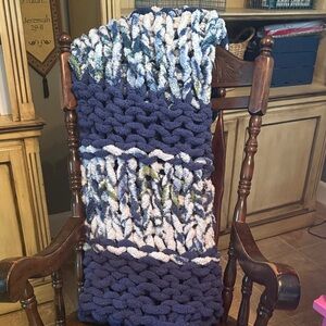Handmade Chunky Knit Plush Knit Blanket/Throw in Blue and Blue Splash